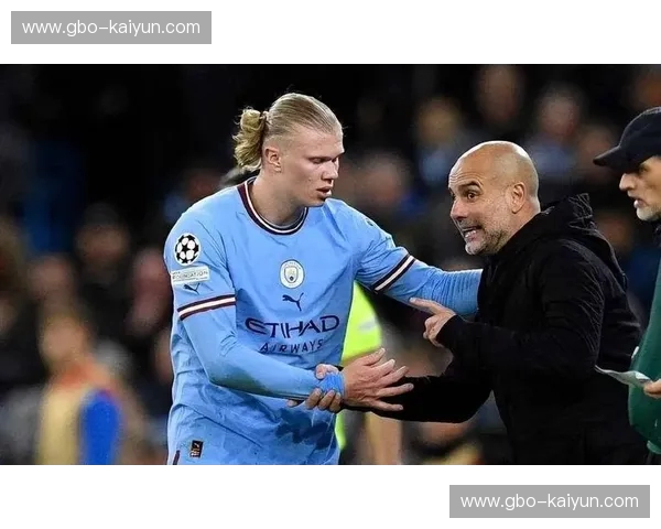 欧联决赛之夜风口上的荣耀与狂欢 欧联决赛之夜风口上的荣耀与狂欢